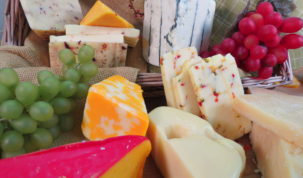 Match Made in Heaven: Cheese and Fruit Pairings