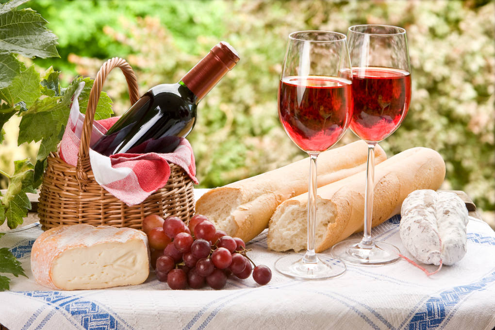 10 Tips for Your Next Wine and Cheese Party